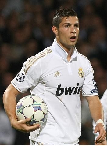 篮球CBA季后赛抽签完成，首轮对阵揭晓