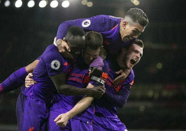 德天空：德甲三强争夺17岁中场德卡特，安德莱赫特要价2500万