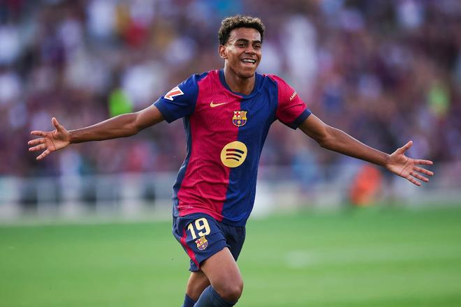 中超联赛总结：积分榜前三分析,