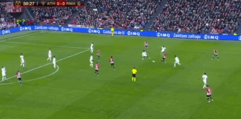 记者：齐尔克泽有可能会离队，曼联有信心从他身上收回转会费