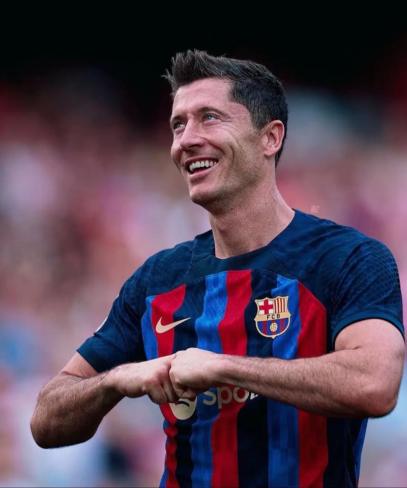 按照世界杯抽签规则，阿根廷和西班牙在决赛之前不会相遇