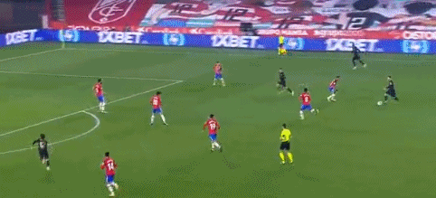 状元缺阵贝恩砍37分，吉迪22+9+6+8失误，魔术15分逆转送公牛4连败